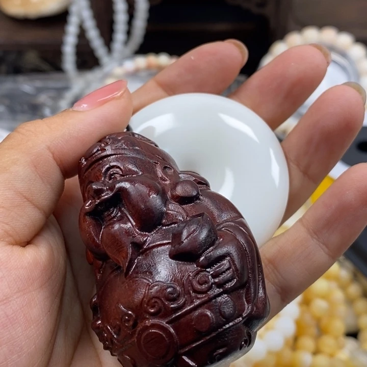 陶***哥香榧木花梨木，平安扣