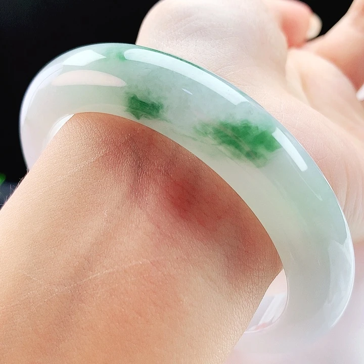 翡翠未镶嵌手镯61圈