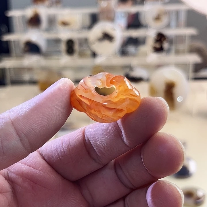 舞***丰玛瑙/玉髓吊坠(不含链)未镶嵌