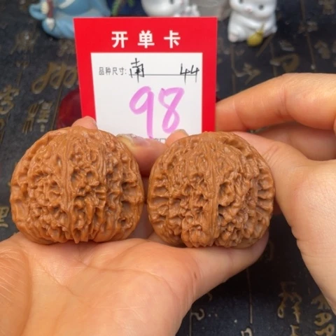 吊坠文玩核桃文玩的好