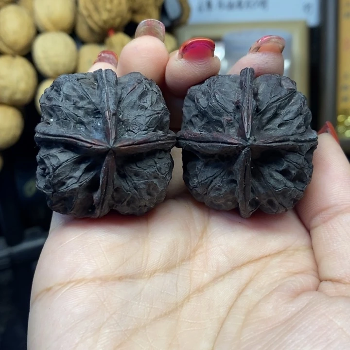 吊坠文玩核桃18盘龙玉凤四棱