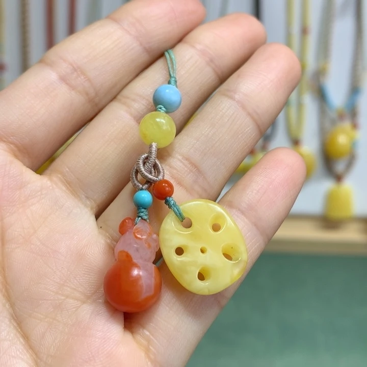 蜜蜡未镶嵌裸石手机挂