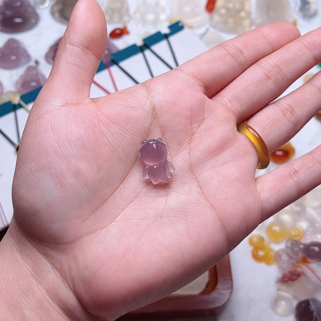 玛瑙/玉髓颈饰未镶嵌一*獭