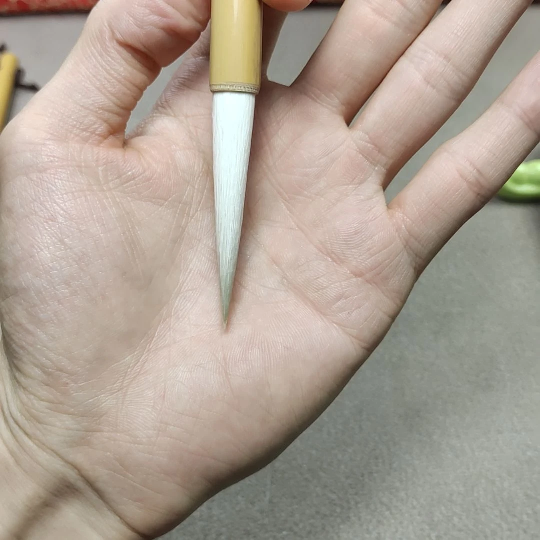 出锋5.5*0.9cm 细光峰纯羊毫猪鬃垫根1支