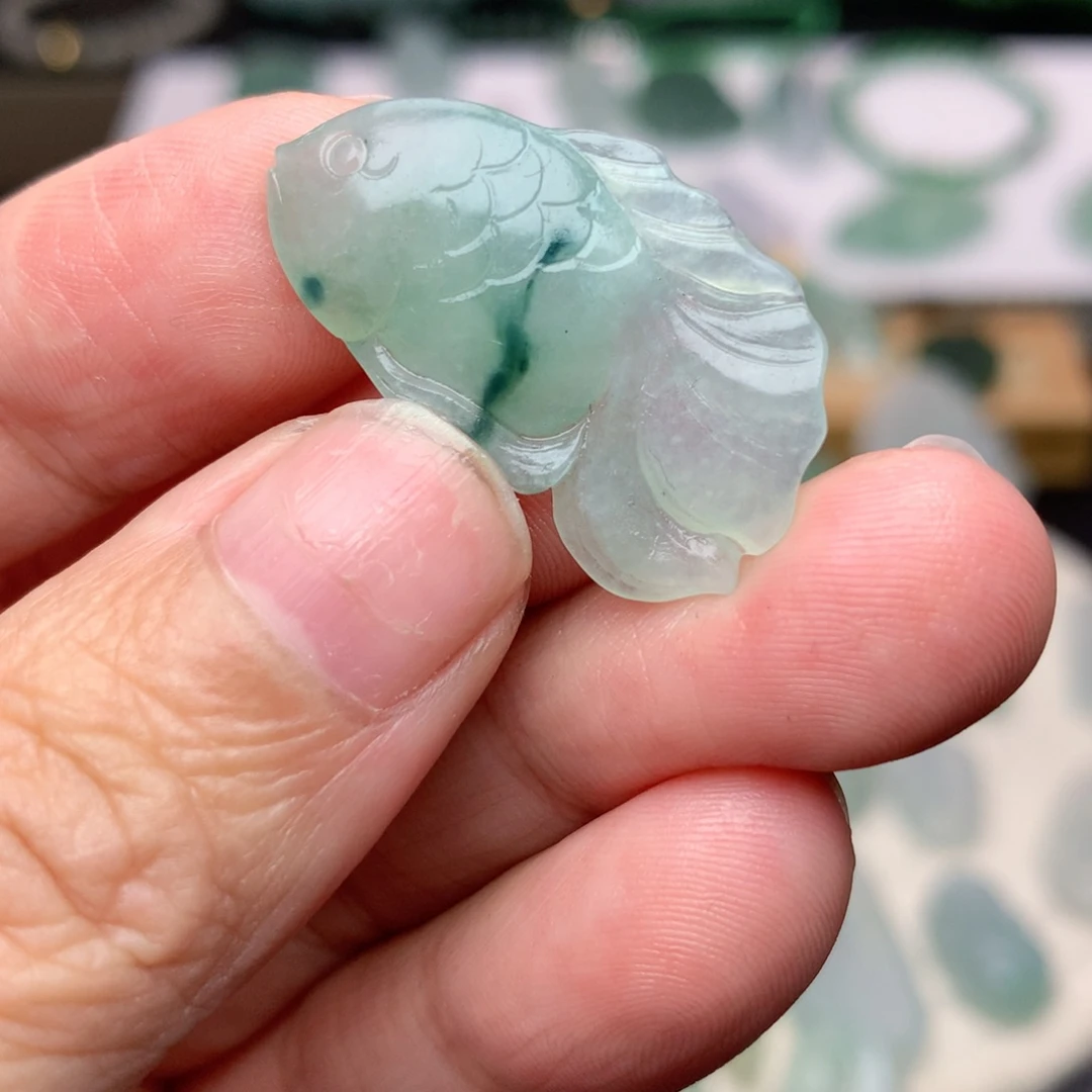 未镶嵌定制翡翠鱼