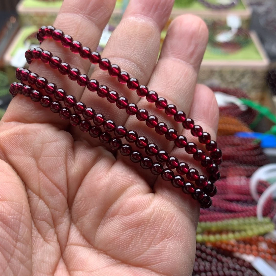 石榴石手串未镶嵌4.3