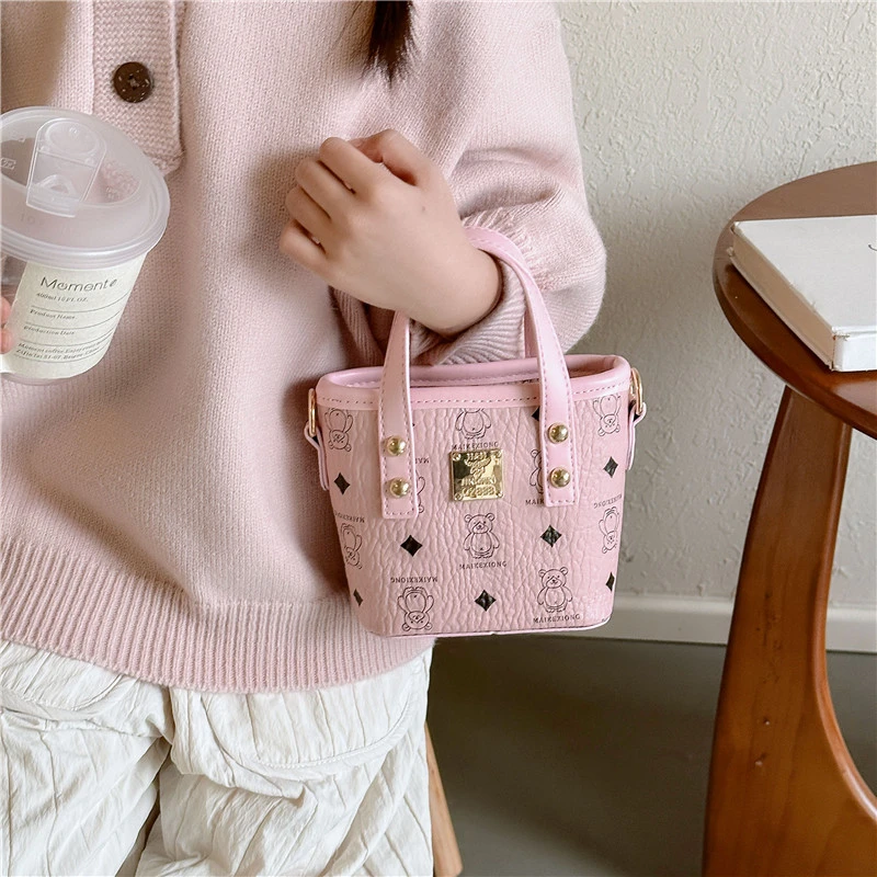 儿童包包女孩斜挎包小香风手提单肩零钱包新款小熊可爱时尚公主包