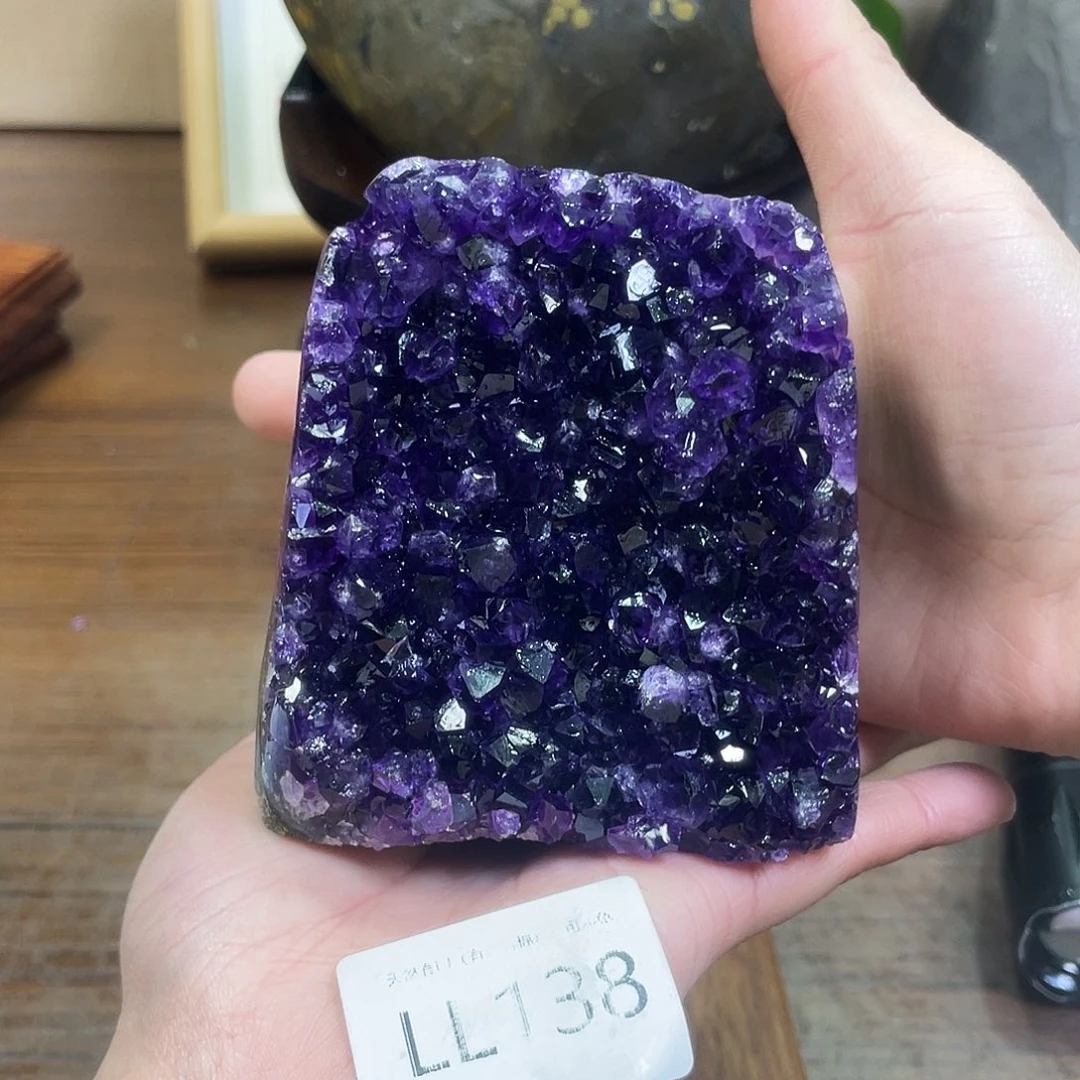 大型摆件（非配饰）未镶嵌水晶