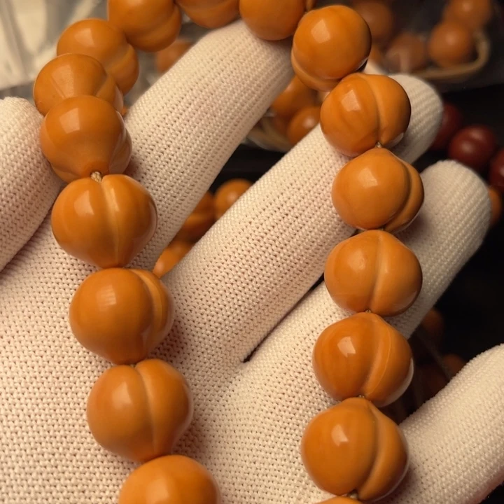 浪***…手串猴头核桃屁桃