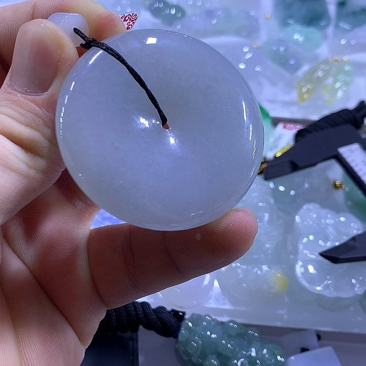 翡翠未镶嵌颈饰天然翡翠A货吊坠