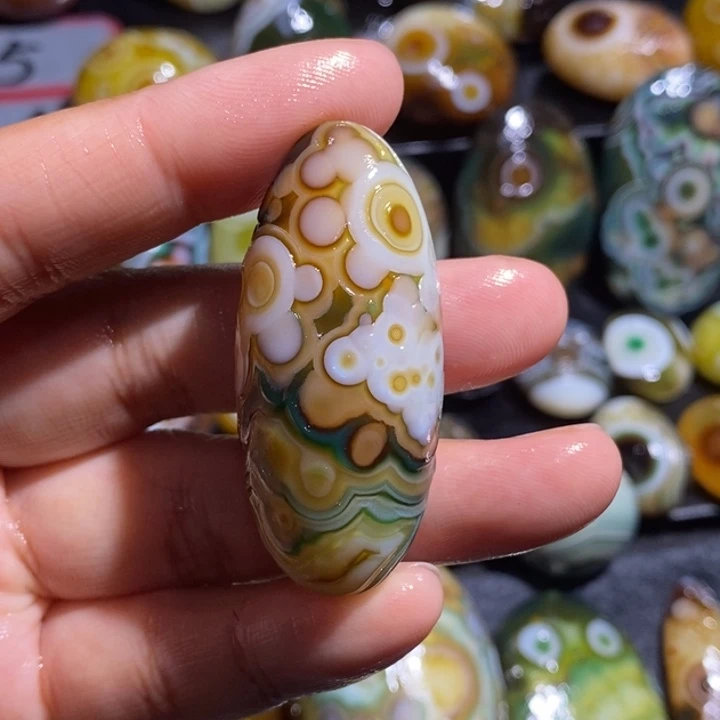 玛瑙/玉髓珠宝奇石未镶嵌