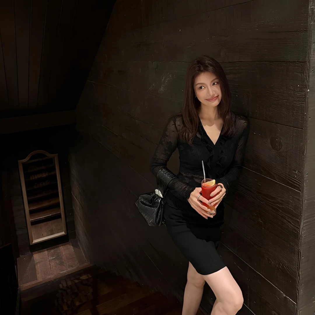 【ALONE SAVOR】龍喜儿魅力姐姐  优雅肌理感提花衬衫小衫K123