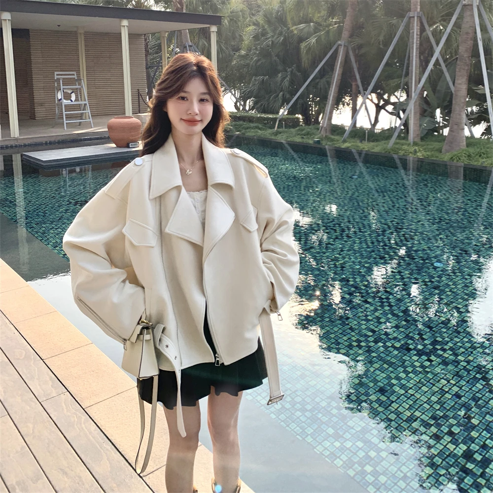 韩系宽松白色高级感外套女春秋2025新款爆款机车服流行设计感洋气