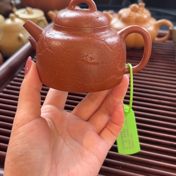茶壶紫砂红降坡梅刻踏雪150cc