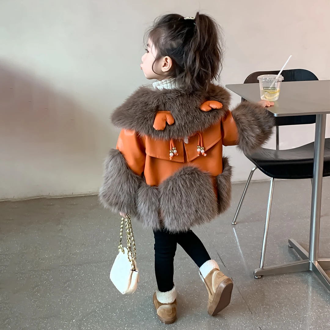 女童外套秋冬款2025新款洋气女孩宝宝冬季皮衣儿童冬装仿皮草上衣