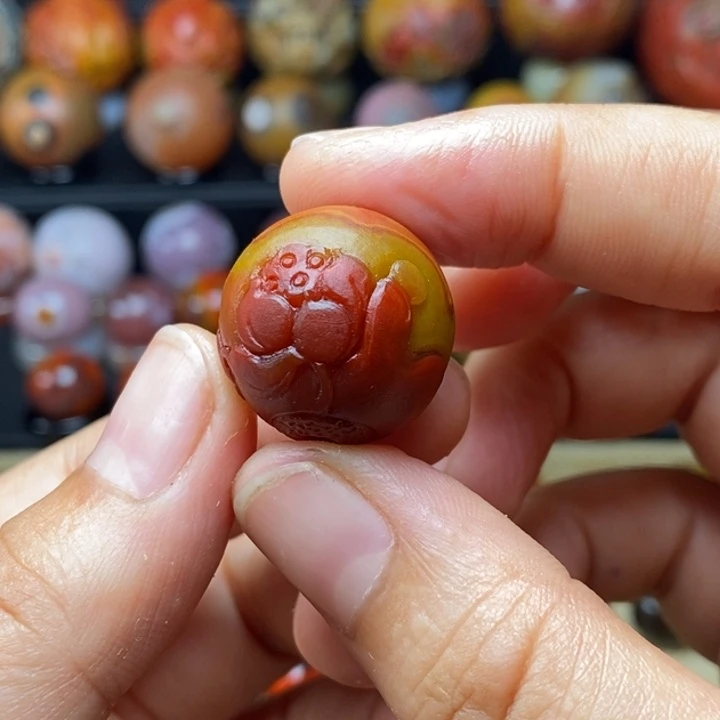 玛瑙/玉髓战国红玛瑙未镶嵌仁*