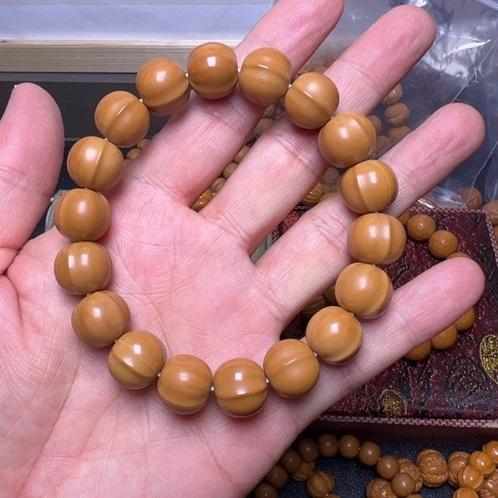 猴头核桃手串大鲨鱼