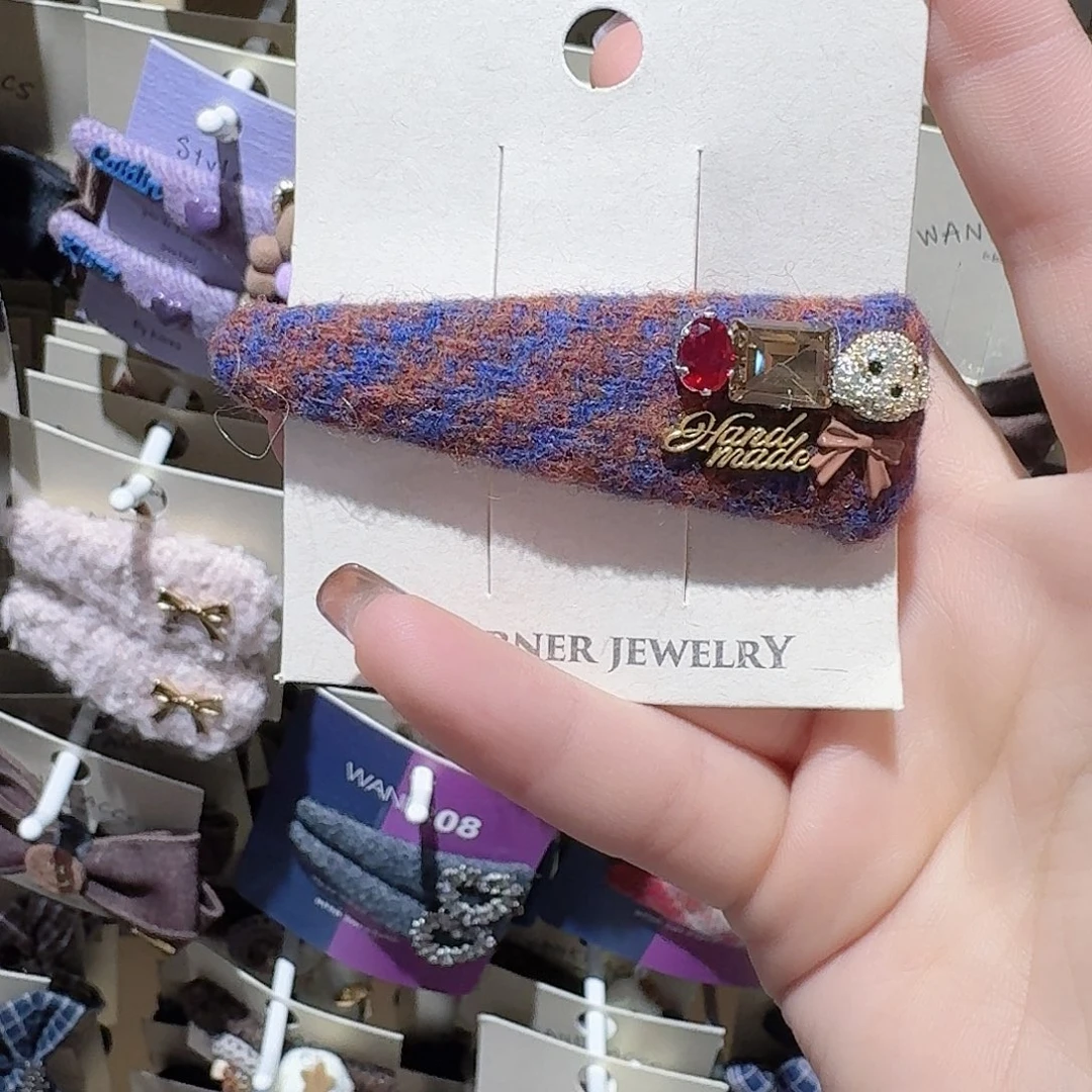 皮质铁合金小熊拜拜