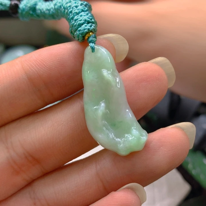 翡翠未镶嵌挂件翡翠