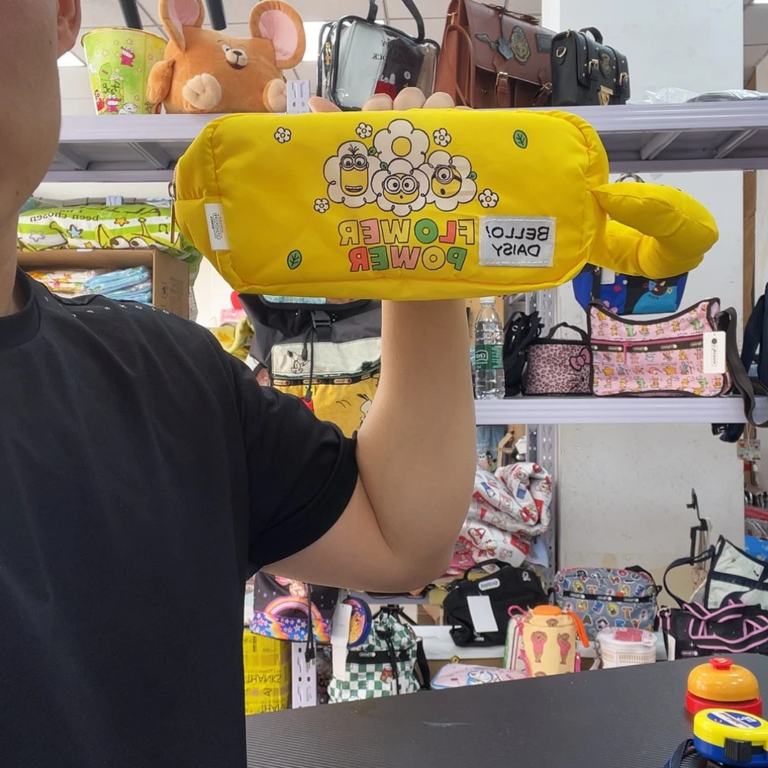 PU化妆包等产品和产品