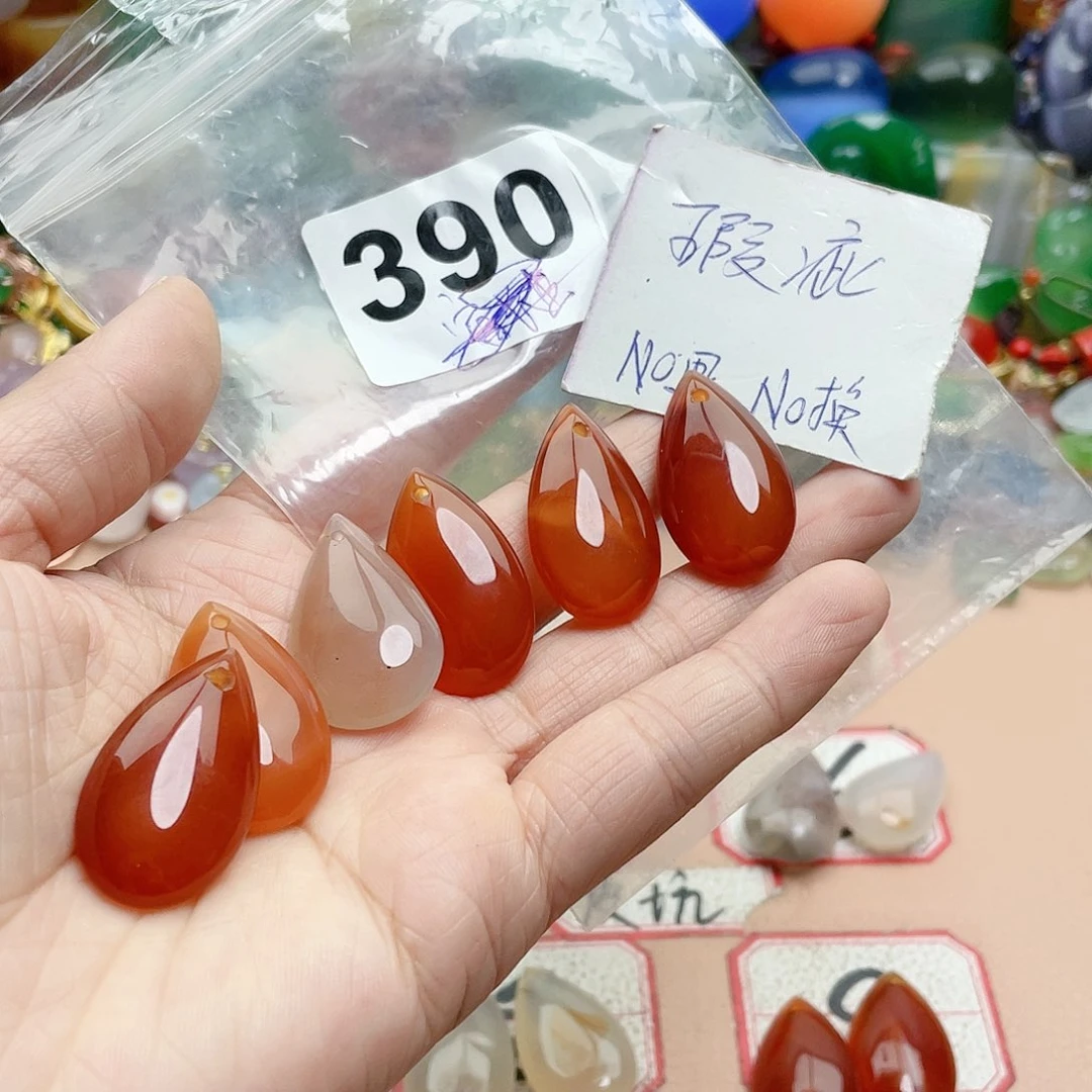 合金颈饰玛瑙/玉髓英****就