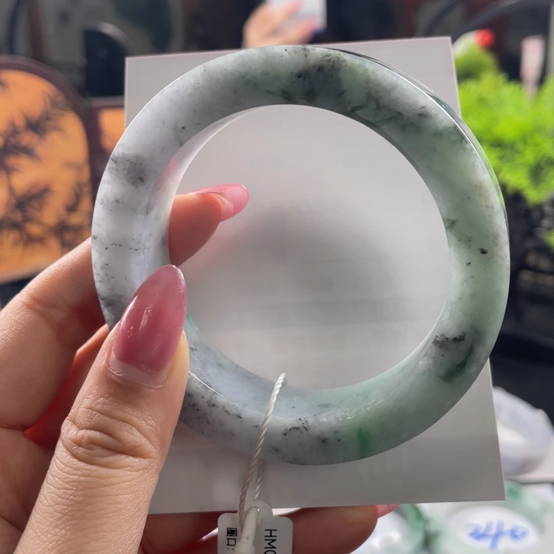 定制翡翠未镶嵌翡翠手镯基地质检发货