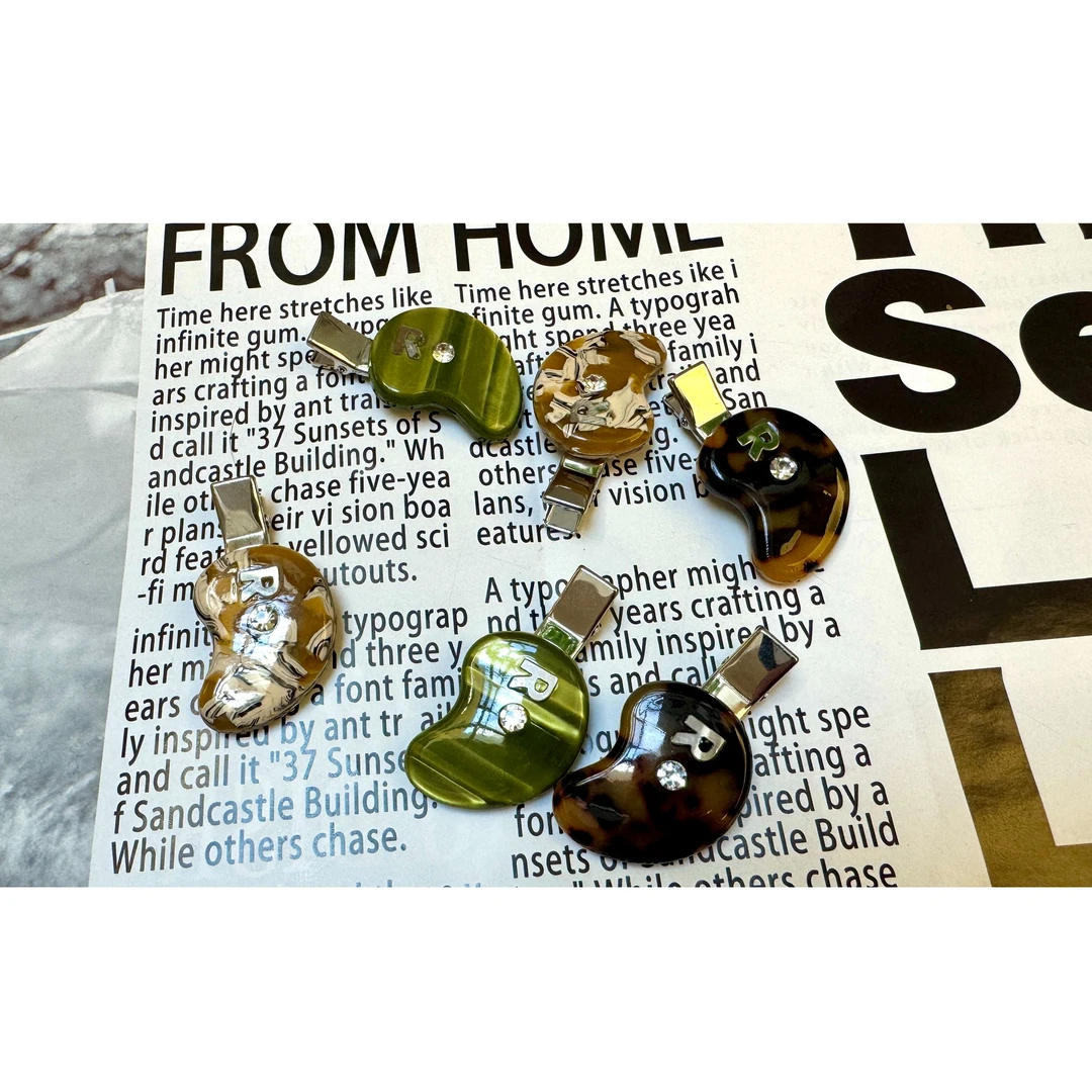 i｜复古捷克钻-豌豆夹（醋酸