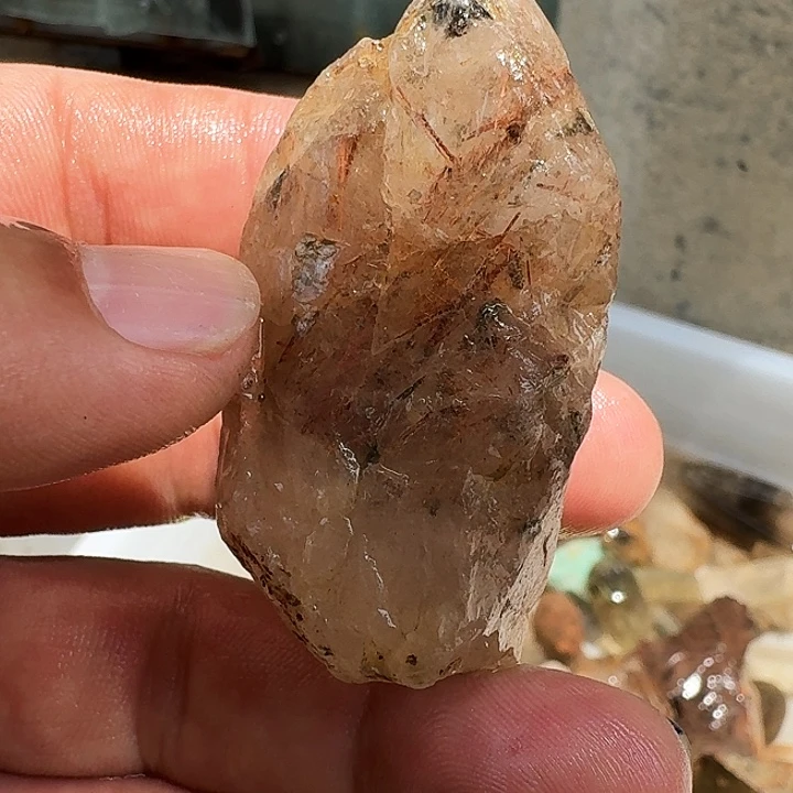 水晶珠宝半成品未镶嵌亚***?