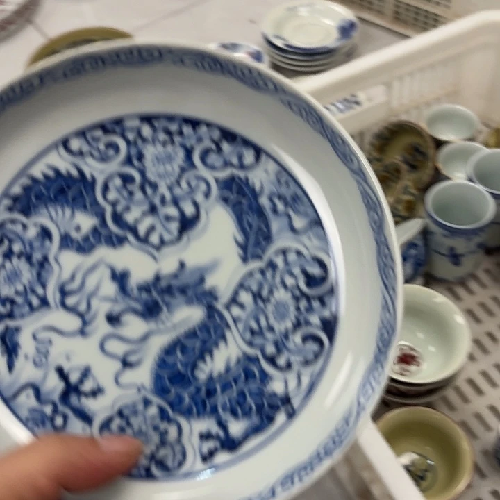 瓷片青花穿云龙大胡乘景德镇