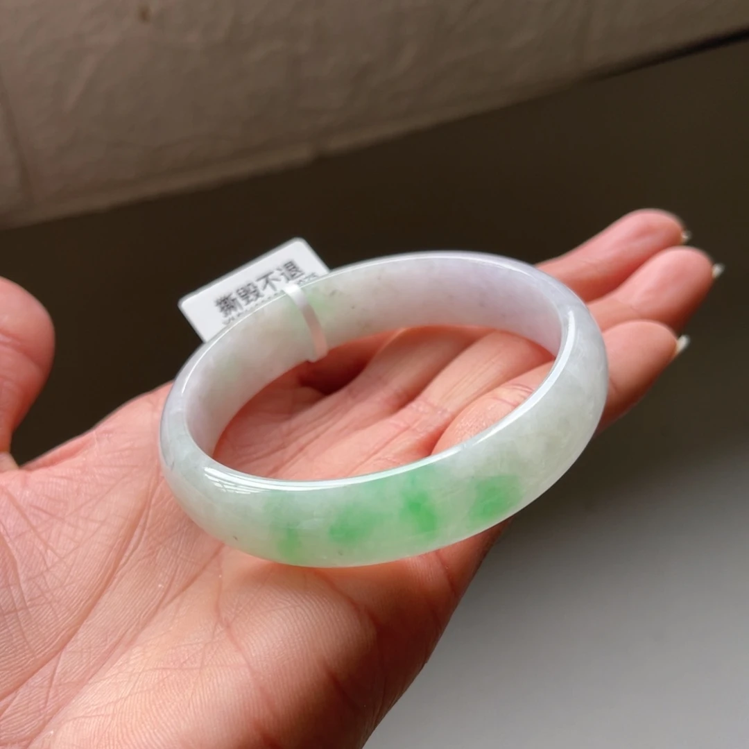 翡翠手镯未镶嵌53.9圈三天鉴赏期