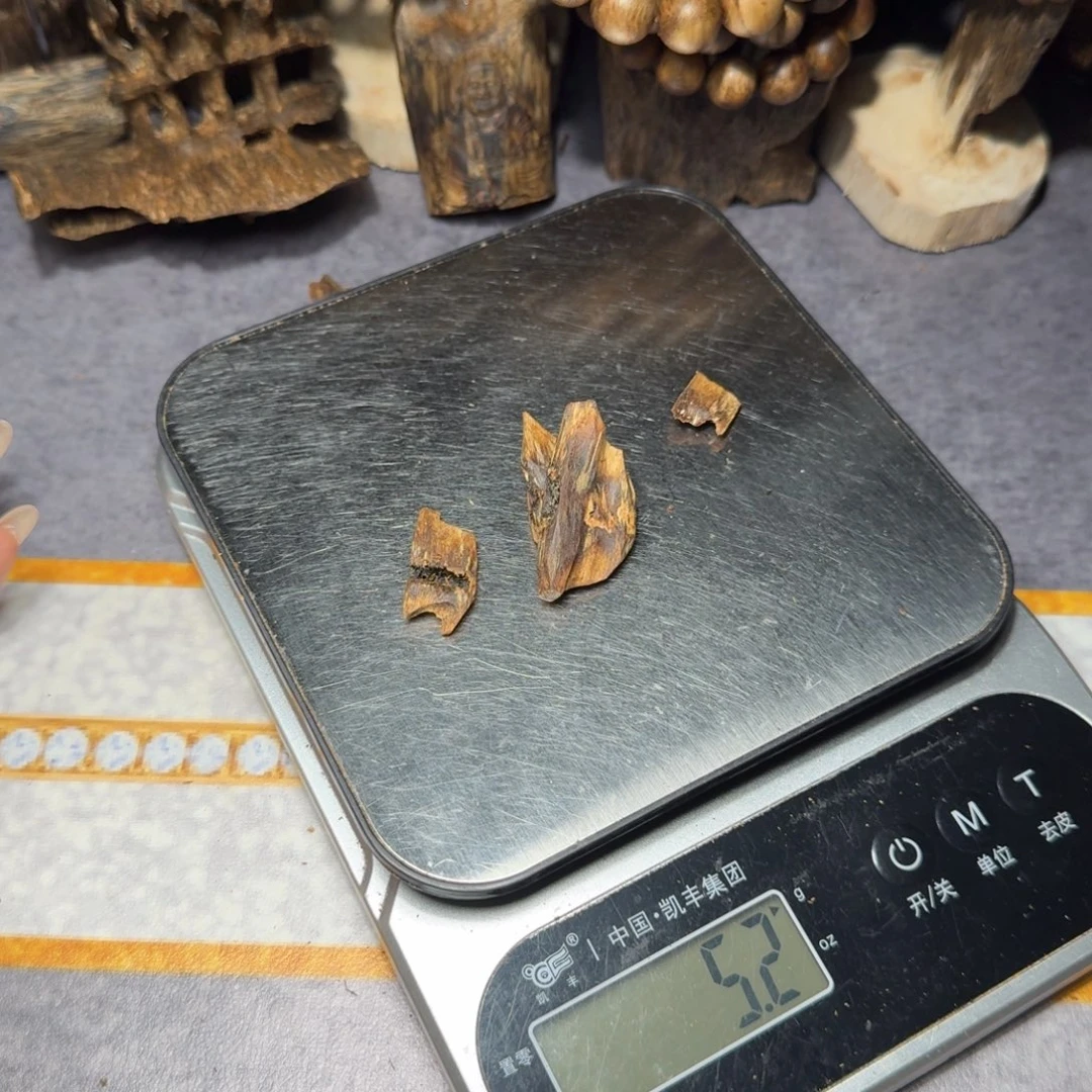 等***来木陆河老料5克原材料