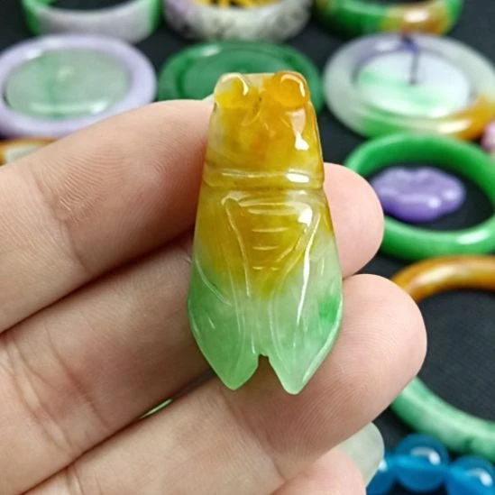 翡翠未镶嵌挂件翡翠