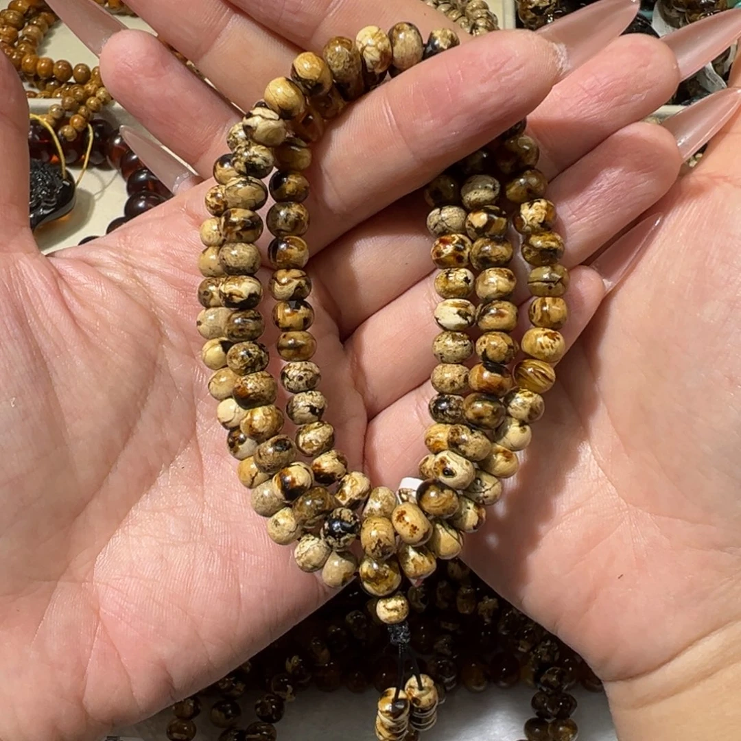 琥珀未镶嵌裸石抚顺琥珀满干白7m108