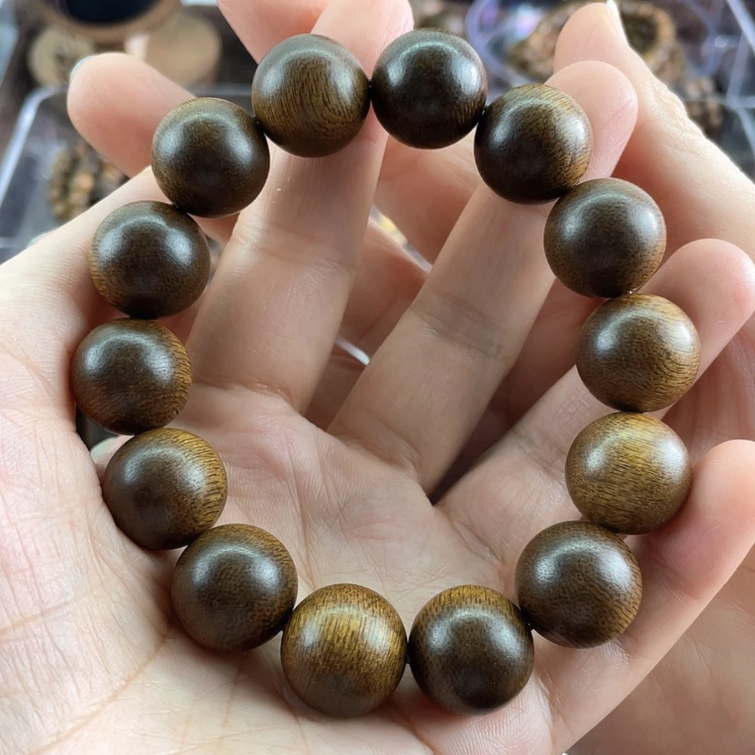 沉香手串采****偶越南芽庄白棋