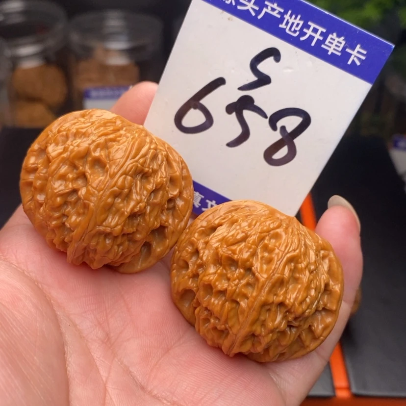 【闪购商品】文玩核桃把件磨盘狮子头40