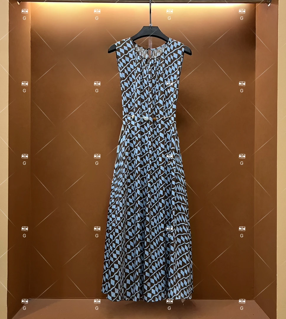 夏季新款复古时尚百搭印花无袖连衣裙 H-560