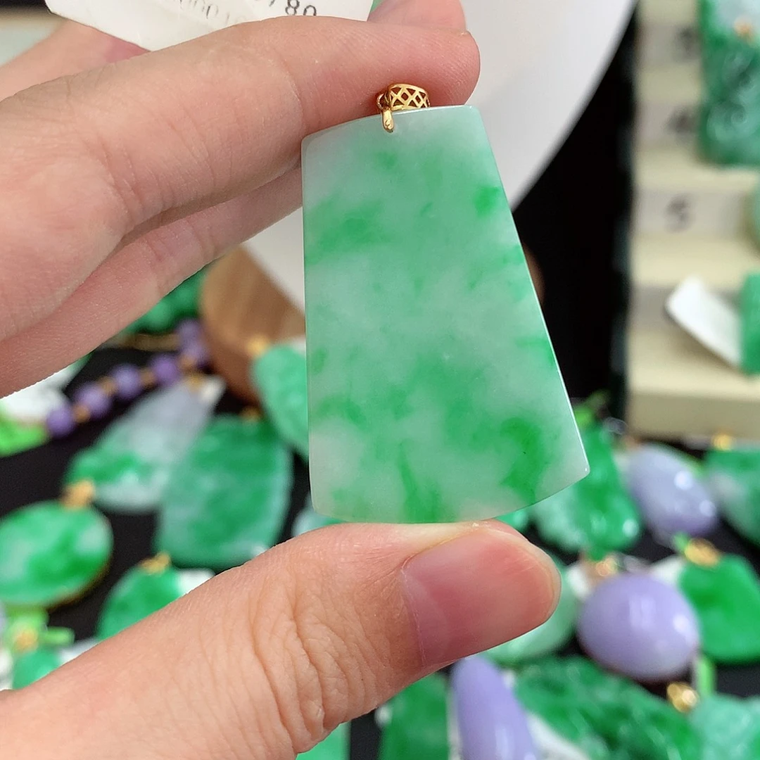 翡翠18K金镶嵌吊坠(不含链)