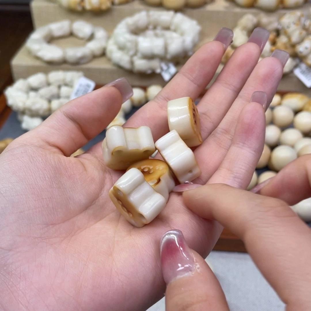 菩提根/象牙果手串7.4.7小熊饼干瑕疵散珠