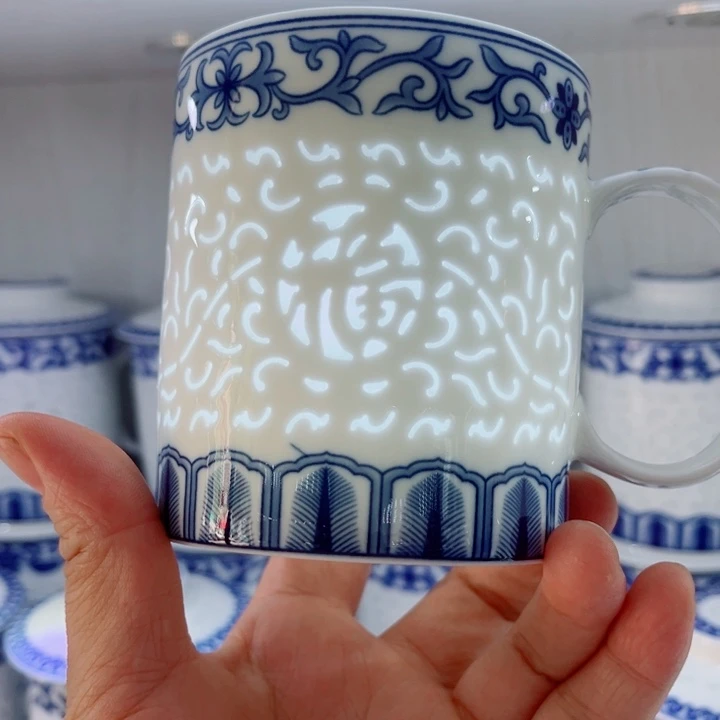 青花玲珑办公杯满雕