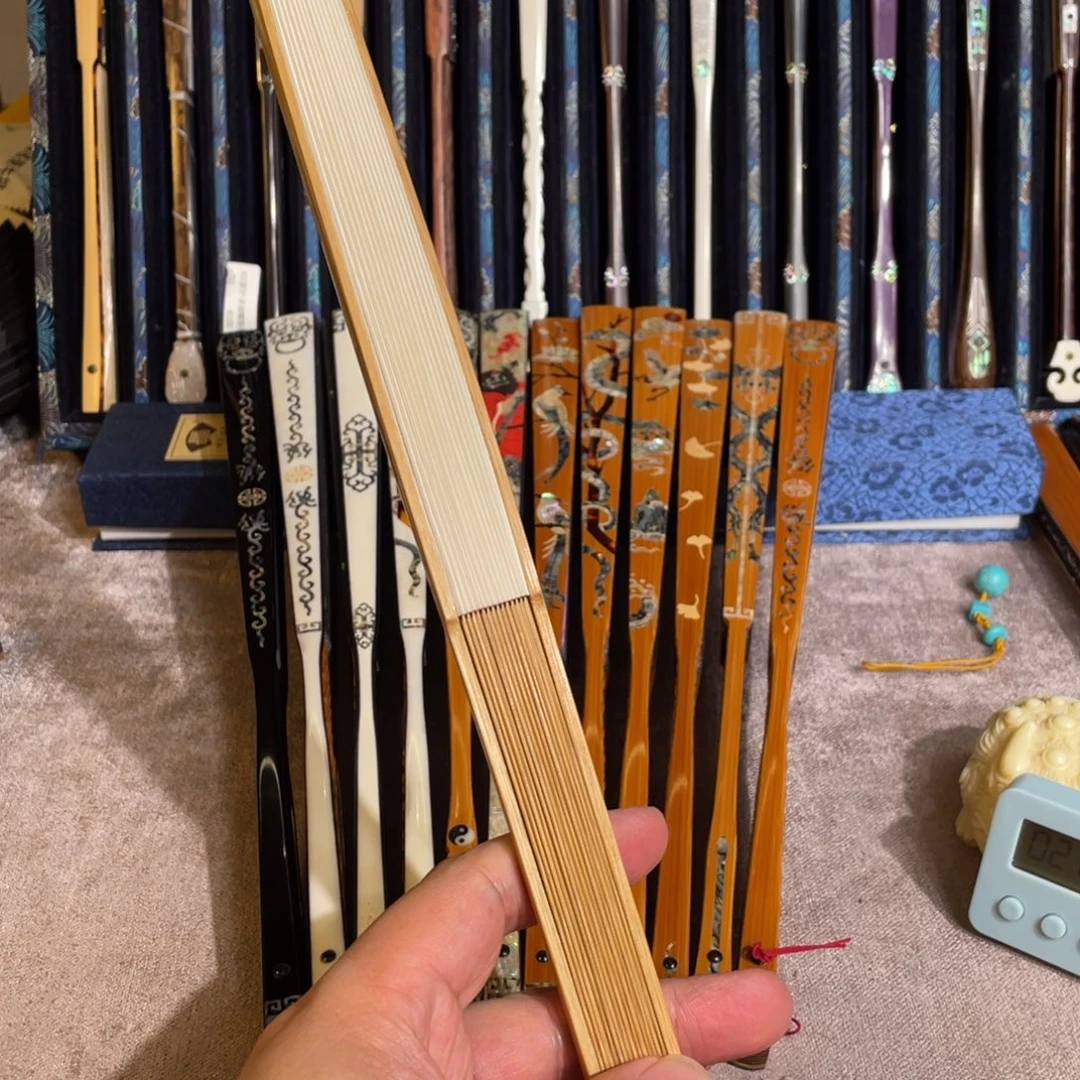 扇子手工制作工艺精湛