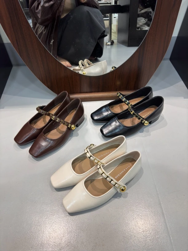 9796-18高品质法式复古粗跟玛丽珍单鞋2025春季新款时髦百搭女鞋