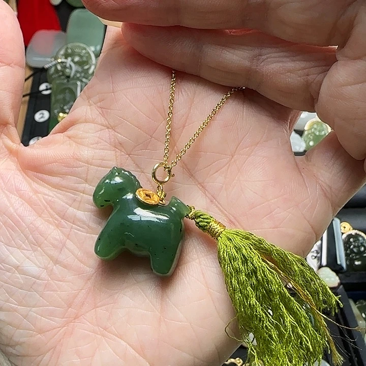 和田玉银S925镶嵌吊坠(赠链)