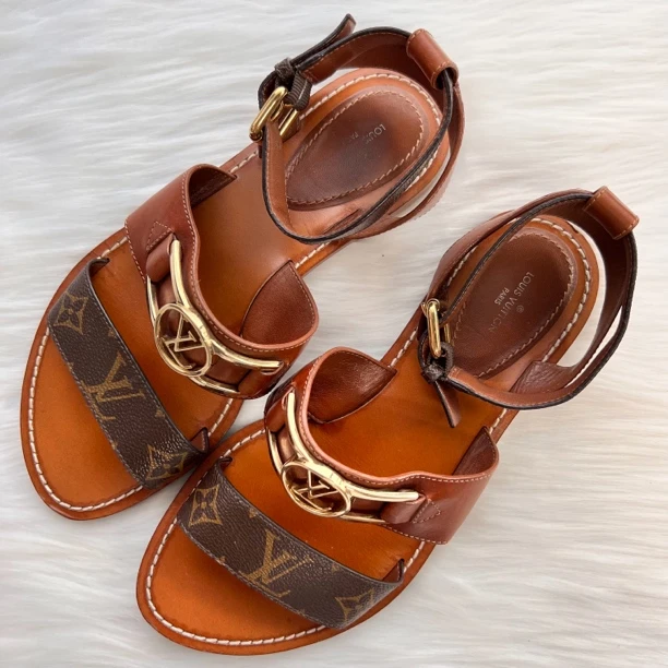 95新 LouisVuitton/路易威登 Academy 拖鞋 39码 公价9k j2049