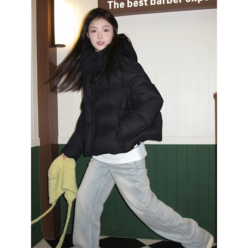 黑色龟背短款面包服女2025冬季新款小个子休闲时尚羽绒服外套