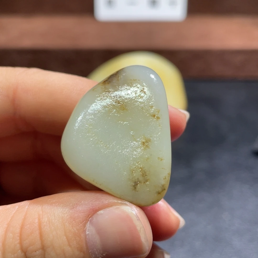 和田玉（糖玉）未镶嵌挂件13克