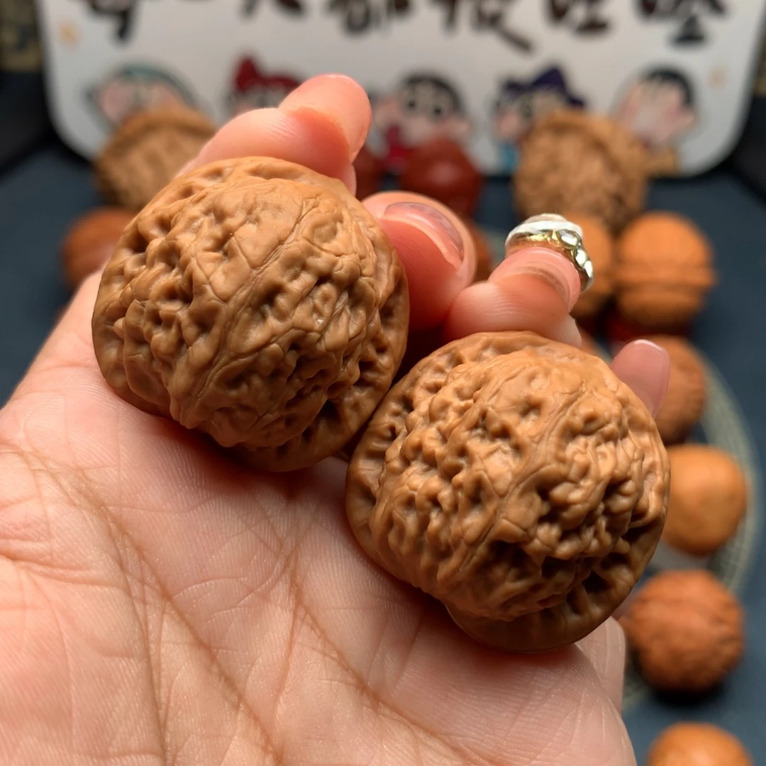 文玩核桃把件莲花