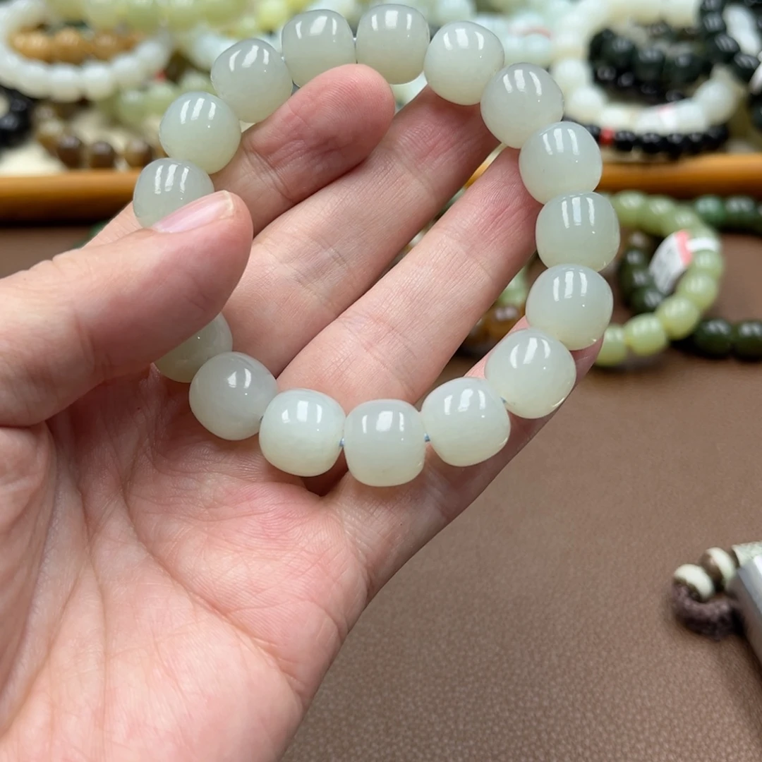 和田玉未镶嵌手链