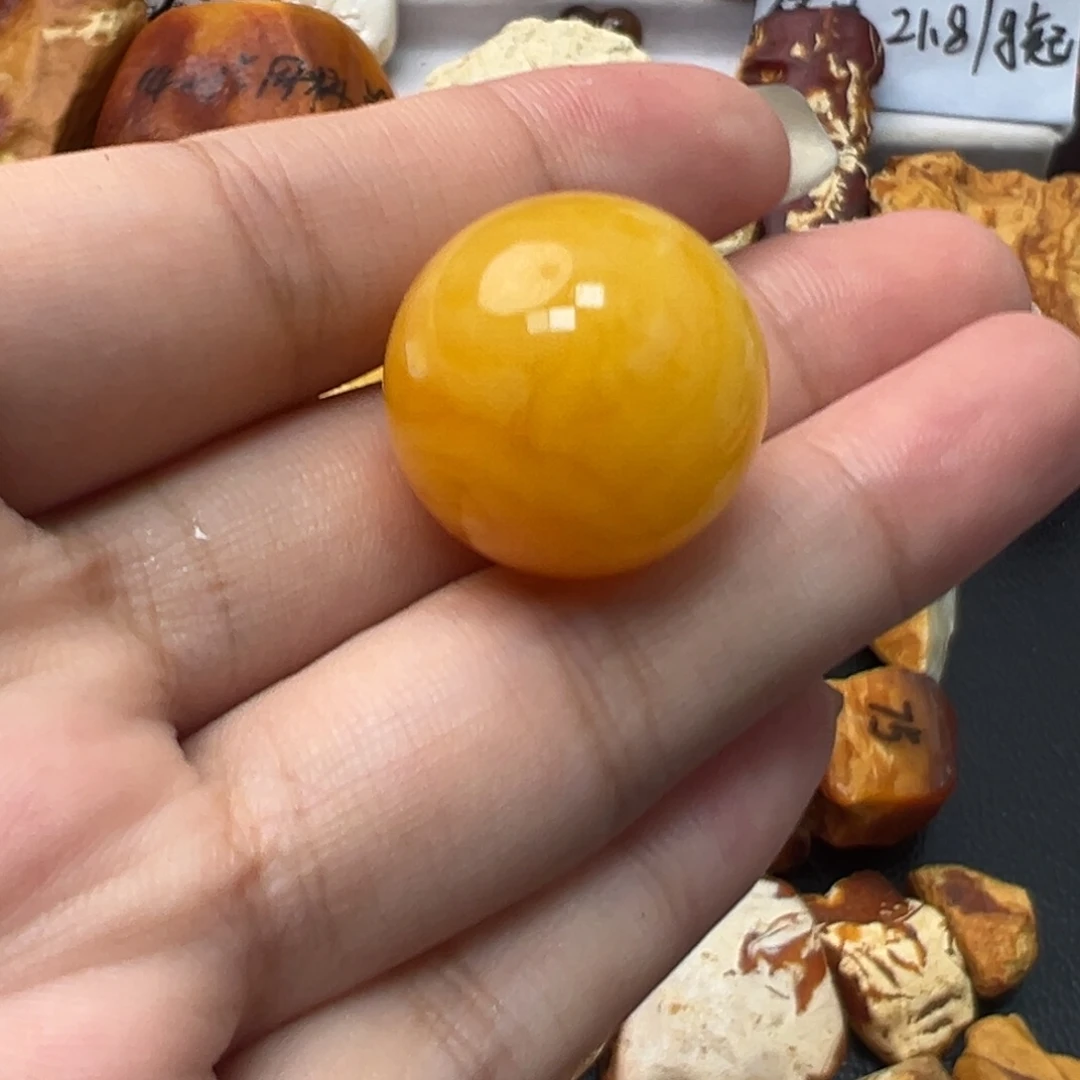 让***嘴定制琥珀未镶嵌蜜蜡