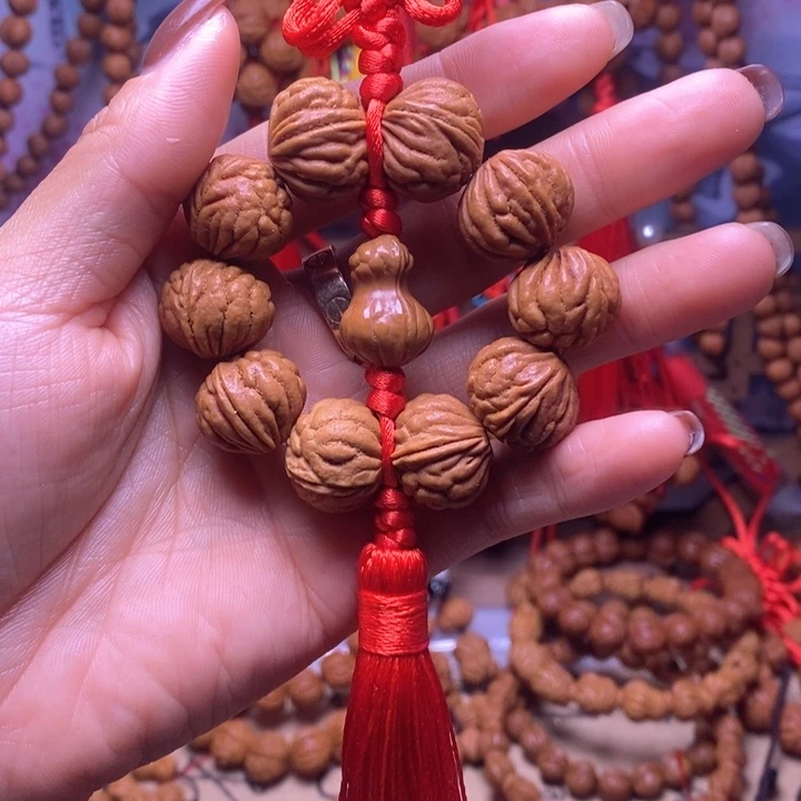 桃核吊坠龙纹桃枭