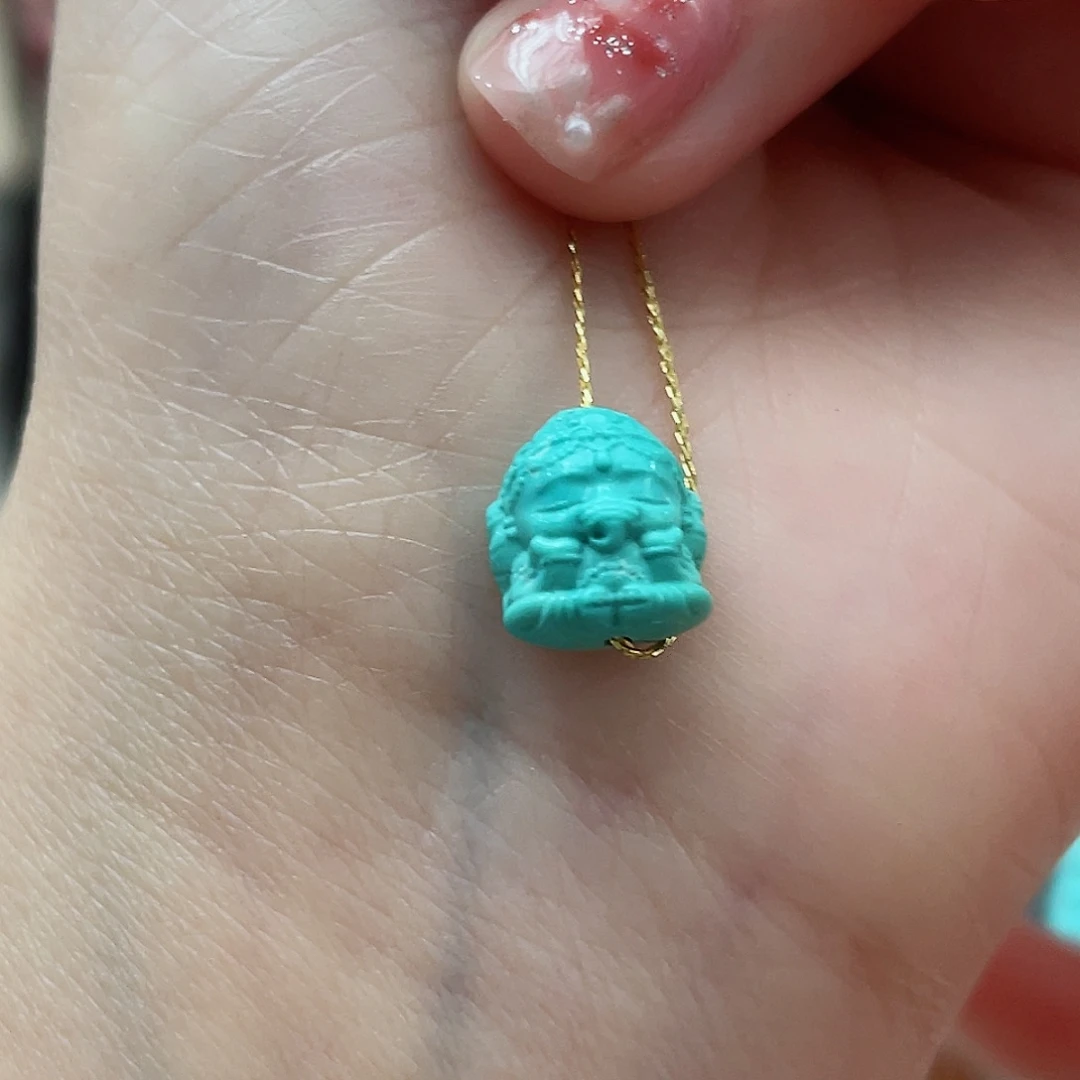 绿松石颈饰未镶嵌